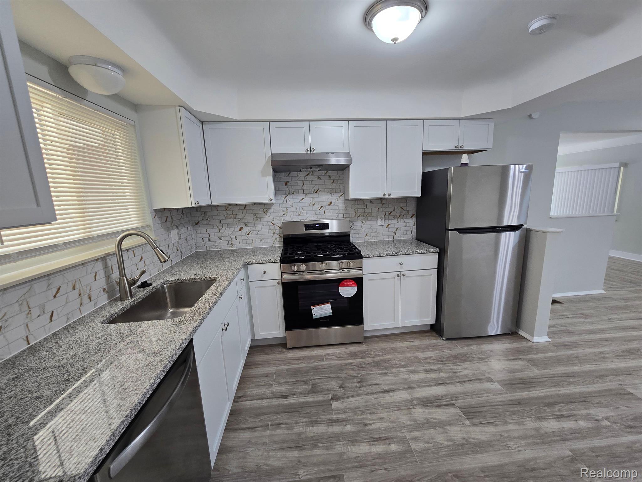 8189 Potomac Street Center Line, MI 48015 - Photo 14 of 49 Gallery Image 14
