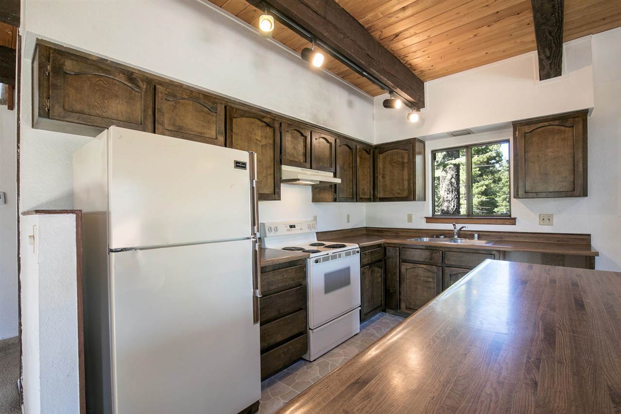 615 Old County Road Carnelian Bay, CA 96140 - Photo 9 of 21 Gallery Image 9