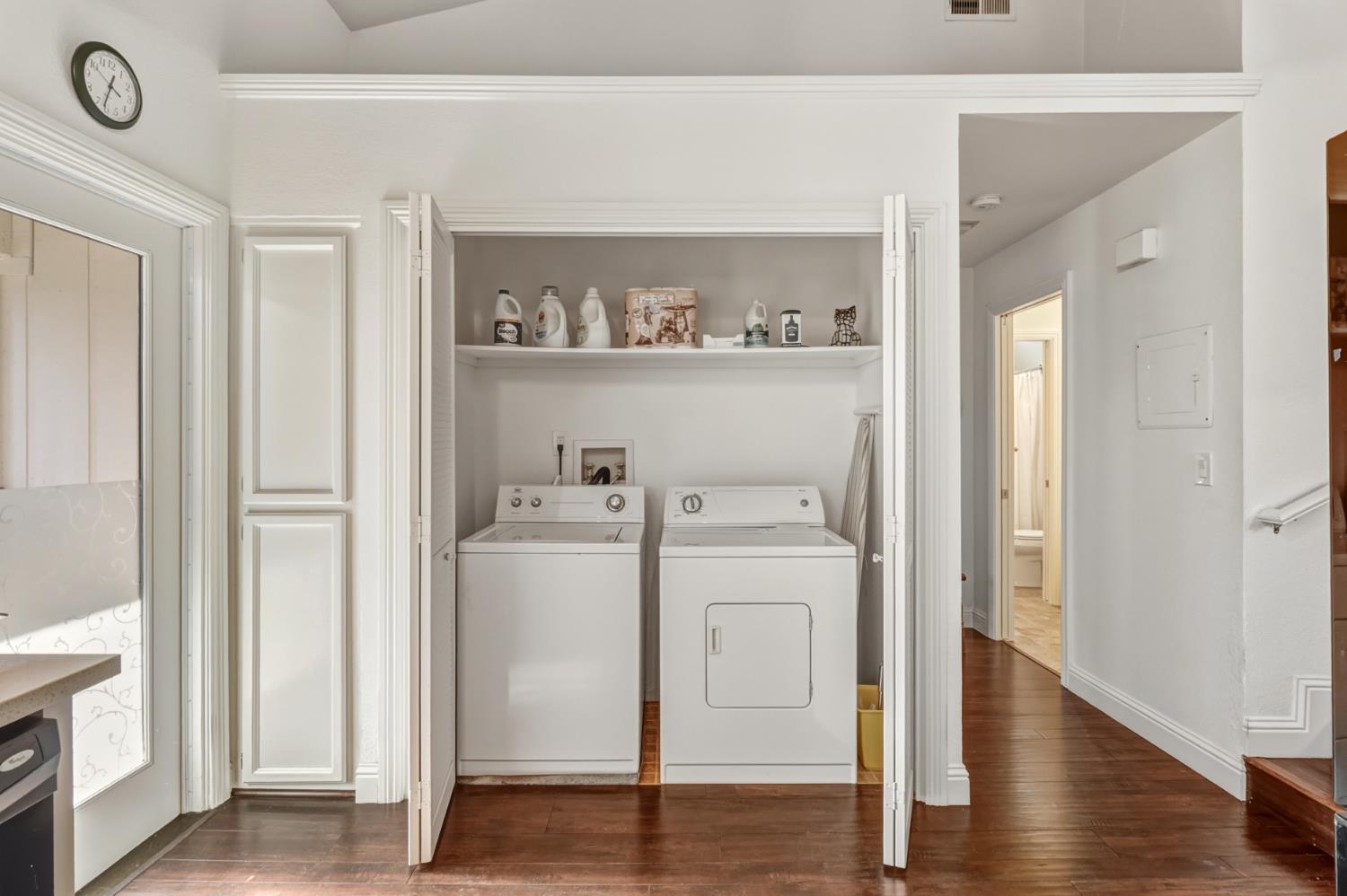 3901 Park Cir Lane, Unit B Carmichael, CA 95608 - Photo 30 of 40 a view of washer and dryer with wooden floor
