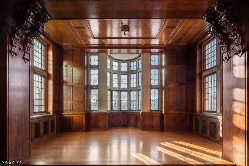 675 Ramapo Valley Road Mahwah, NJ 07430 - Photo 16 of 37