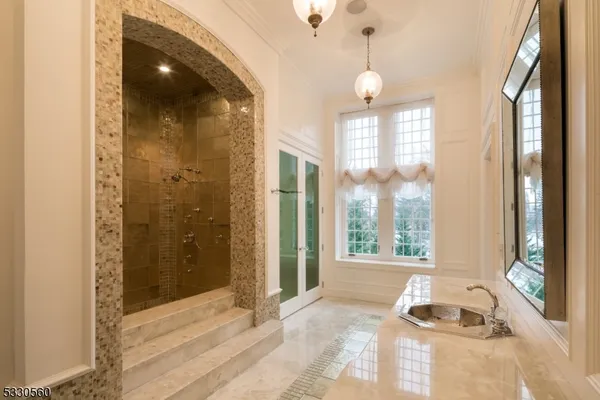 $19,000,000 | 675 Ramapo Valley Road, Mahwah, NJ 07430
