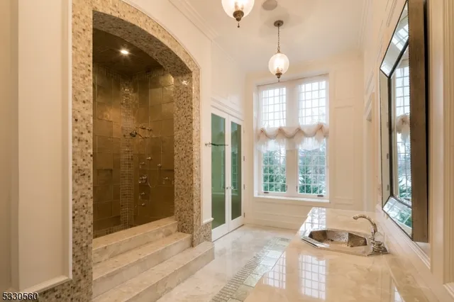 $19,000,000 | 675 Ramapo Valley Road, Mahwah, NJ 07430