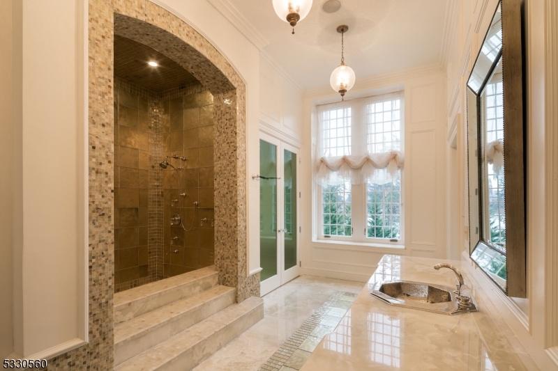 675 Ramapo Valley Road Mahwah, NJ 07430 - Photo 22 of 37