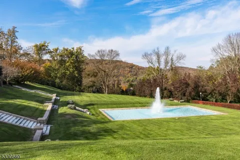 $22,000,000 | 675 Ramapo Valley Road, Mahwah, NJ 07430