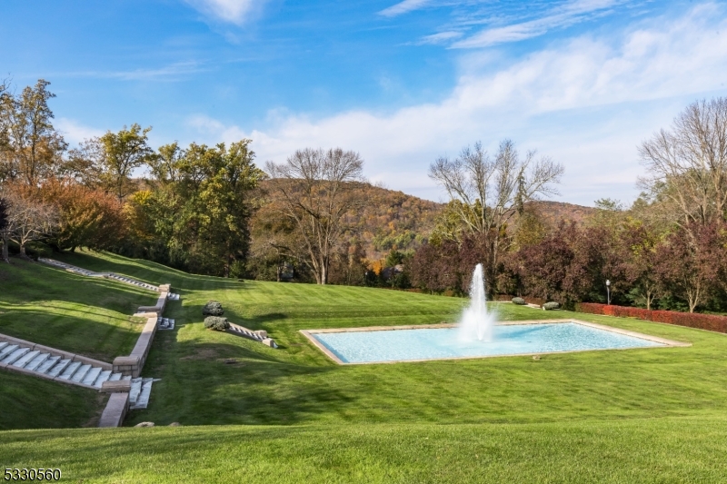 675 Ramapo Valley Road Mahwah, NJ 07430 - Photo 5 of 37