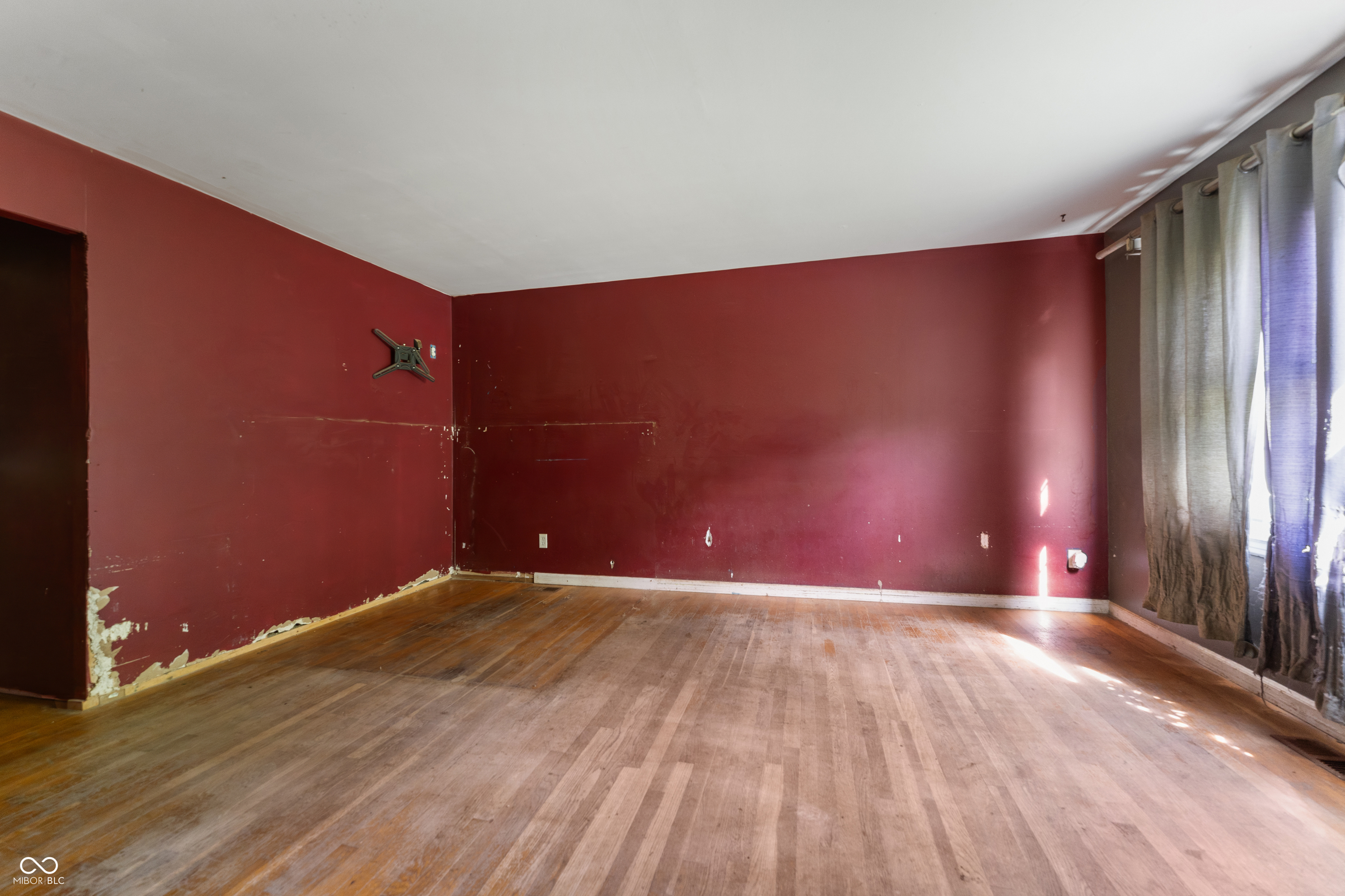 2180 Cleveland Street Beech Grove, IN 46107 - Photo 14 of 39