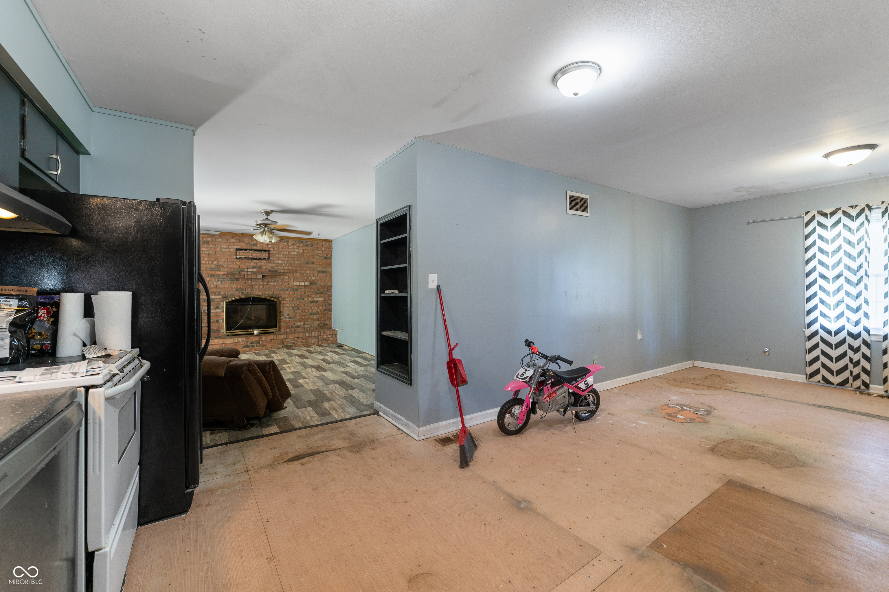 2180 Cleveland Street Beech Grove, IN 46107 - Photo 22 of 39