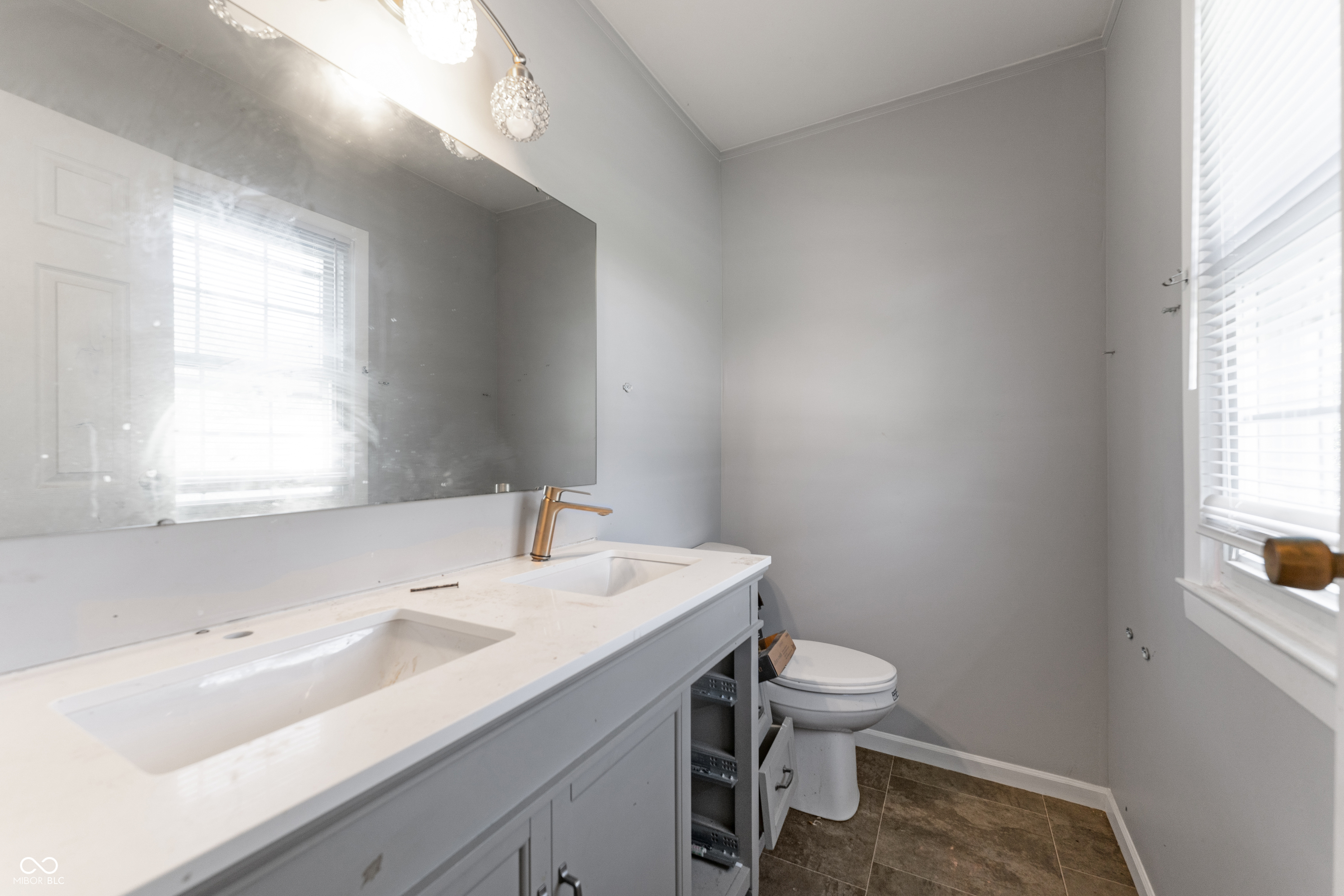 2180 Cleveland Street Beech Grove, IN 46107 - Photo 9 of 39