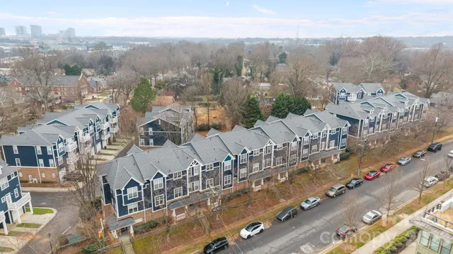 $414,900 | 1604 Walnut View Drive, Charlotte, NC 28208