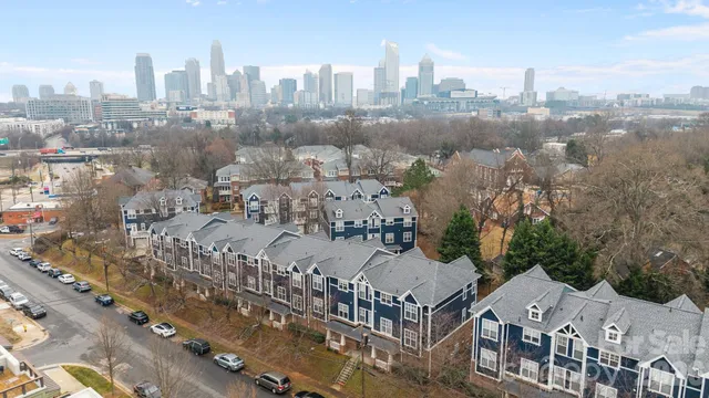 $414,900 | 1604 Walnut View Drive, Charlotte, NC 28208