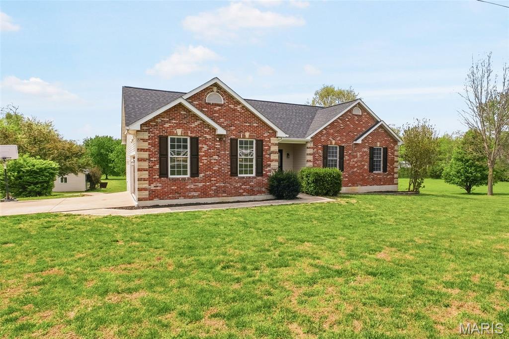 5 Hannah Ridge Trail Elsberry, MO 63343 - Photo 4 of 68 Gallery Image 4