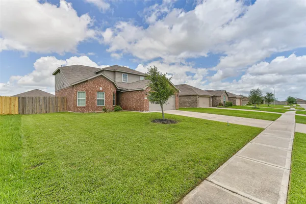 $2,650 | 1123 Rare Fancy Drive, Iowa Colony, TX 77583