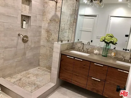$8,250 | 4217 Irvine Avenue, Studio City, CA 91604