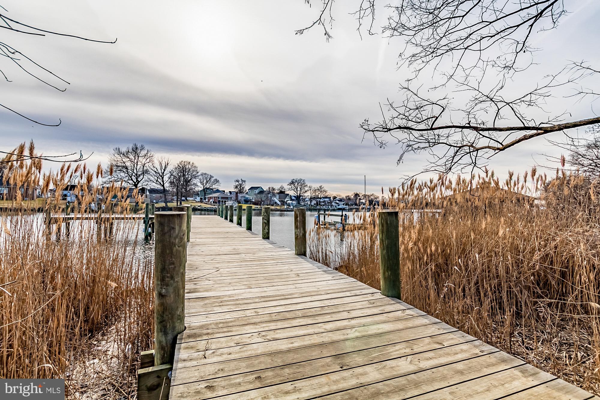 4123 Eder Road Baltimore, MD 21222 - Photo 26 of 31 Community Pier