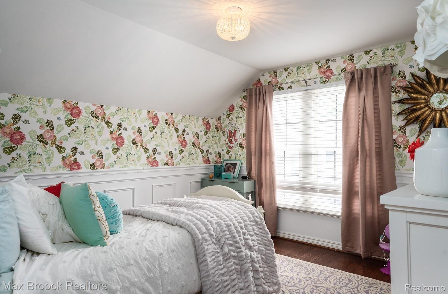 11 Devonshire Road Pleasant Ridge, MI 48069 - Photo 26 of 46 Bedroom