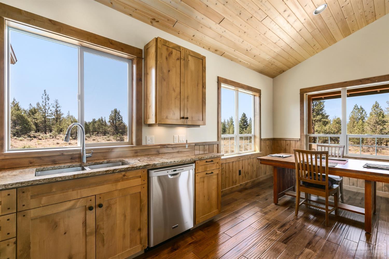 16680 Jordan Road Sisters, OR 97759 - Photo 17 of 25 Gallery Image 17