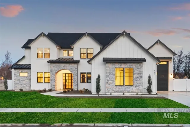 $1,387,900 | 252 North Timber Wolf Place, Eagle, ID 83616