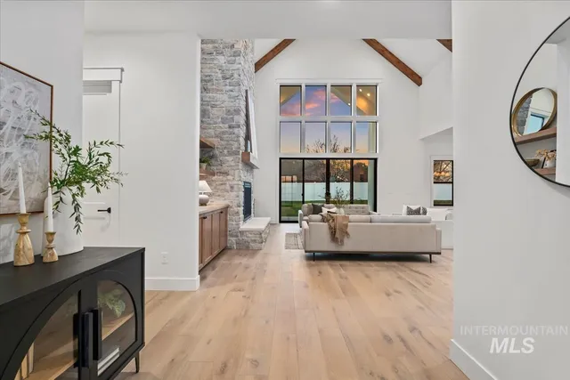 $1,387,900 | 252 North Timber Wolf Place, Eagle, ID 83616