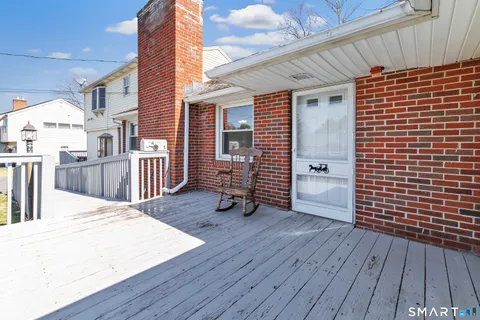 $525,000 | 44 Woodlawn Terrace, Meriden, CT 06450