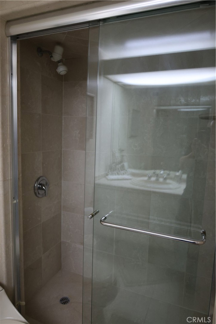 222 Monterey Road, Unit 1603 Glendale, CA 91206 - Photo 26 of 38 a bathroom with a shower