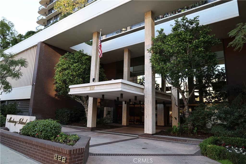 222 Monterey Road, Unit 1603 Glendale, CA 91206 - Photo 27 of 38 a front view of a house with plants