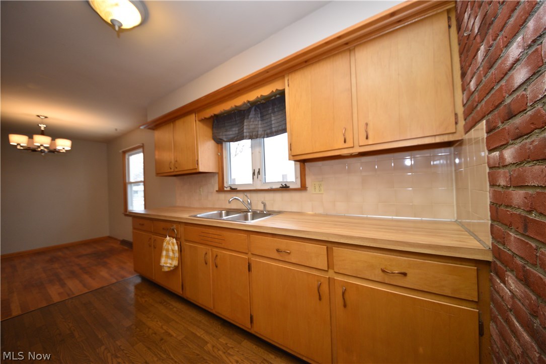 255 Longview Road Medina, OH 44256 - Photo 4 of 10 Gallery Image 4