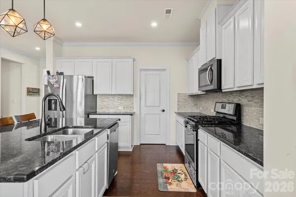 $519,900 | 7222 Rupell Drive, Charlotte, NC 28273