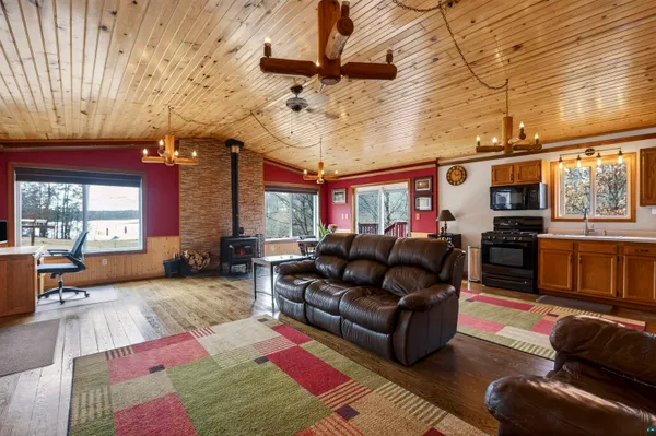 $429,000 | 11702 East Mail Road, Gordon, WI 54838