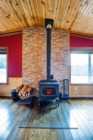 $429,000 | 11702 East Mail Road, Gordon, WI 54838