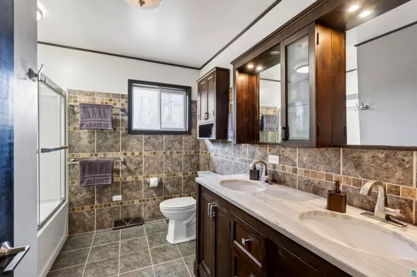 $429,000 | 11702 East Mail Road, Gordon, WI 54838