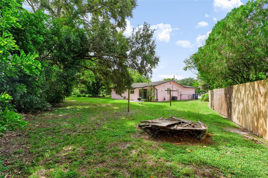 2223 Fulton Way Southwest Largo, FL 33774 - Photo 24 of 33 Gallery Image 24