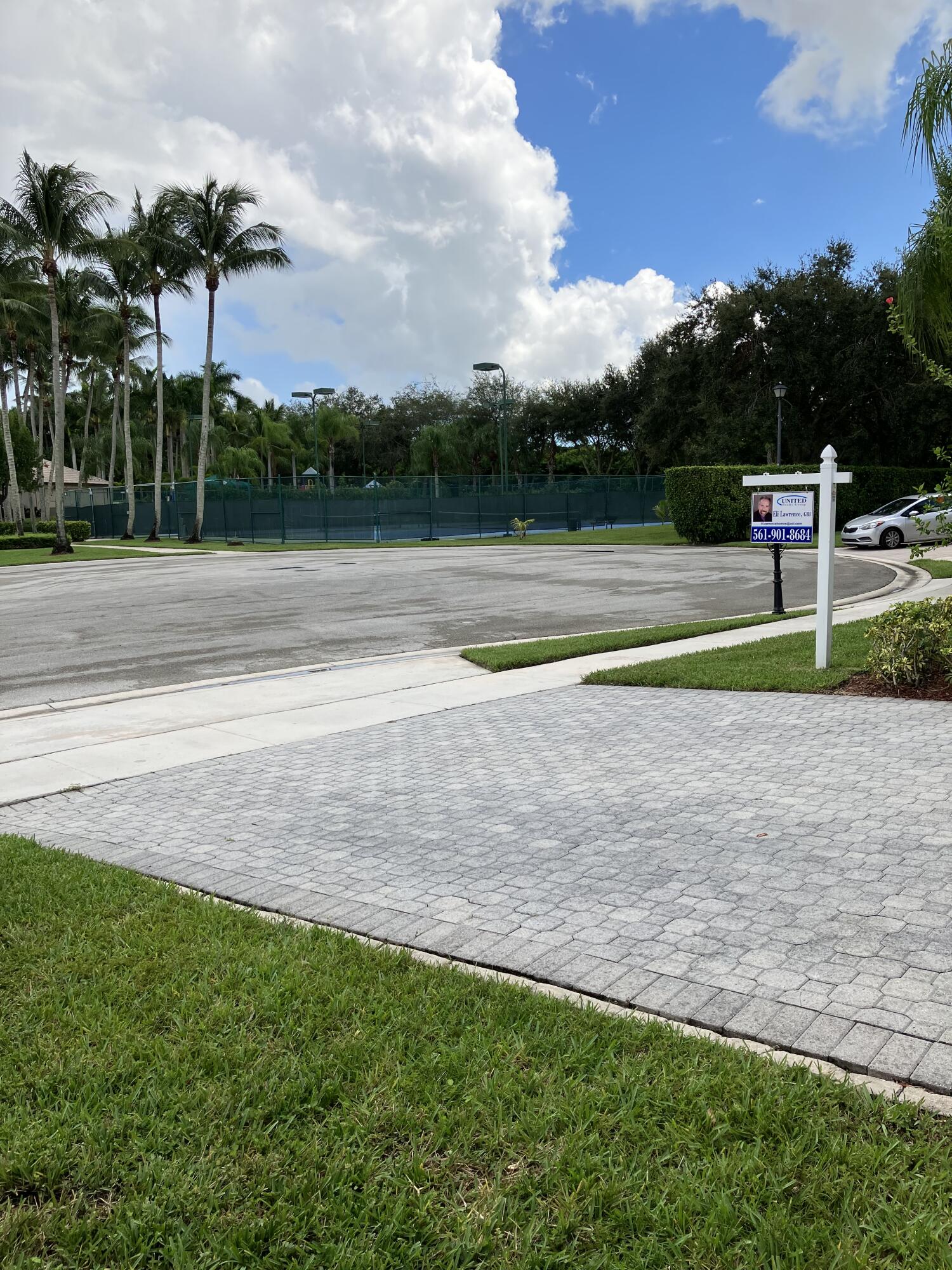 8456 Vía D Oro Boca Raton, FL 33433 - Photo 2 of 34 Culsdesac Adjacent to Clubhouse