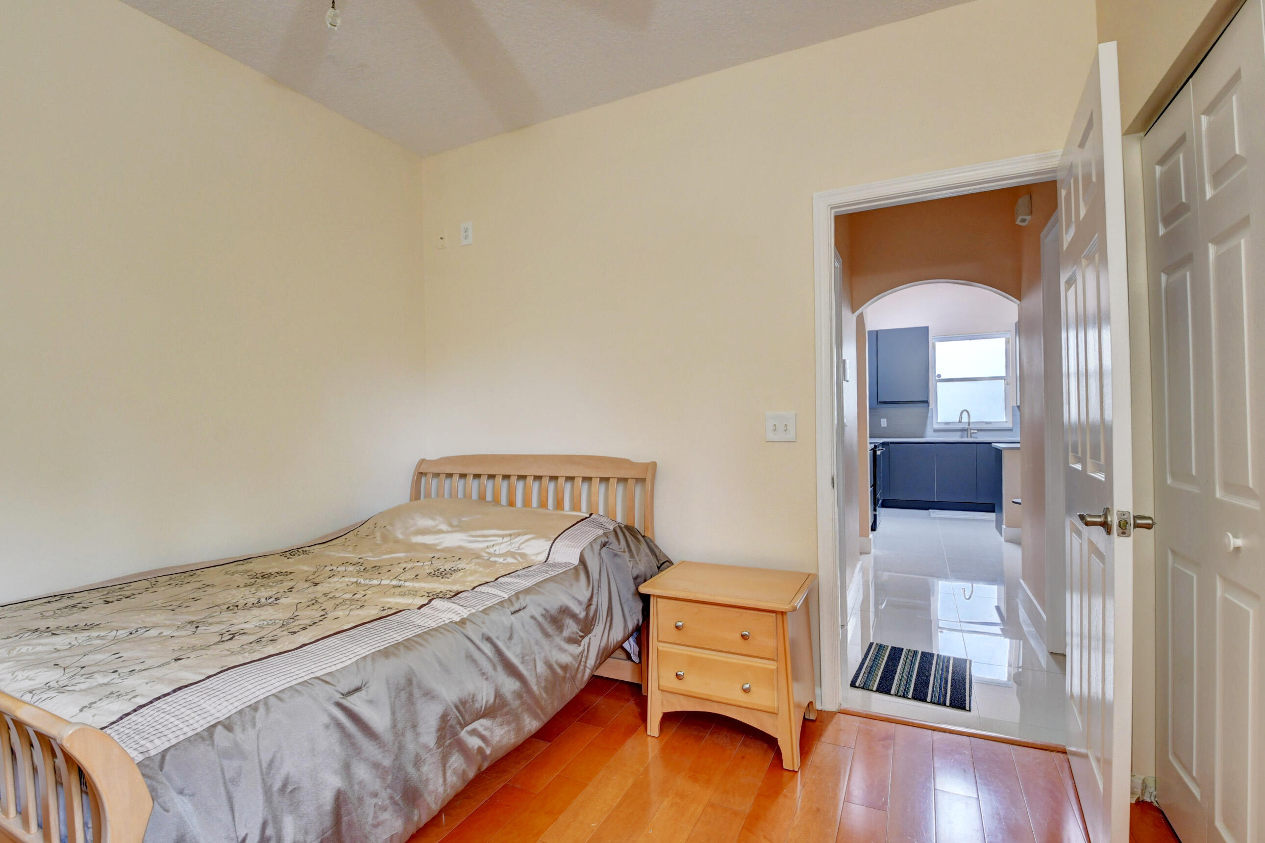 8456 Vía D Oro Boca Raton, FL 33433 - Photo 8 of 34 3rd Bdrm Jack&Jill Bthrm