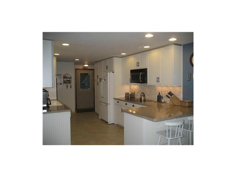 3 East Stuart Street Westerly, RI 02891 - Photo 4 of 8 Kitchen.