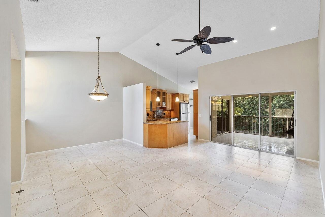 17270 Boca Club Boulevard, Unit 1707 Boca Raton, FL 33487 - Photo 9 of 68 a view of an empty room with a window