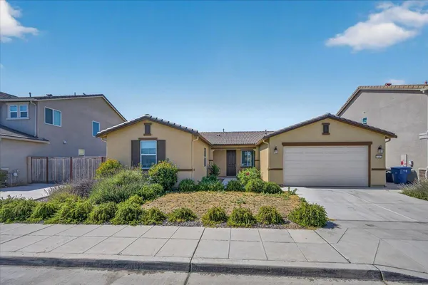 $534,900 | 7157 East University Avenue, Fresno, CA 93737