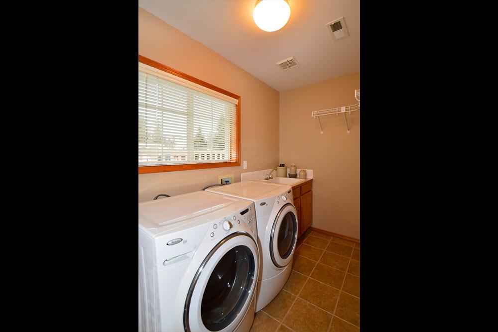 4812 East Woodglen Road Mead, WA 99021 - Photo 12 of 20