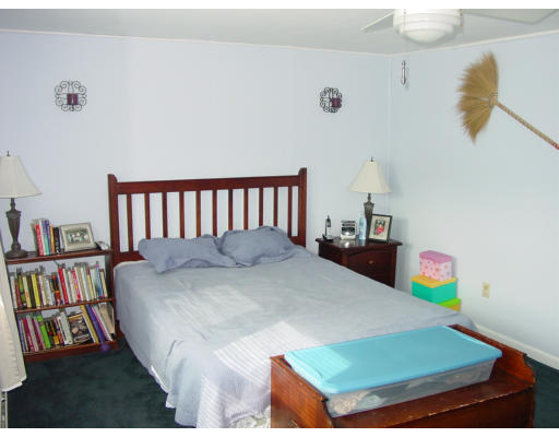 13 Linden Road Gloucester, MA 01930 - Photo 8 of 13 Gallery Image 8