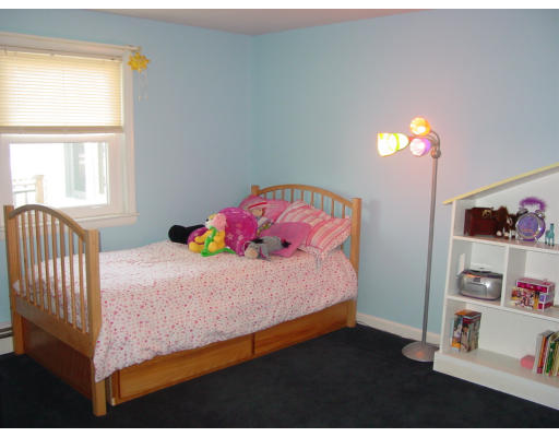 13 Linden Road Gloucester, MA 01930 - Photo 9 of 13 Gallery Image 9
