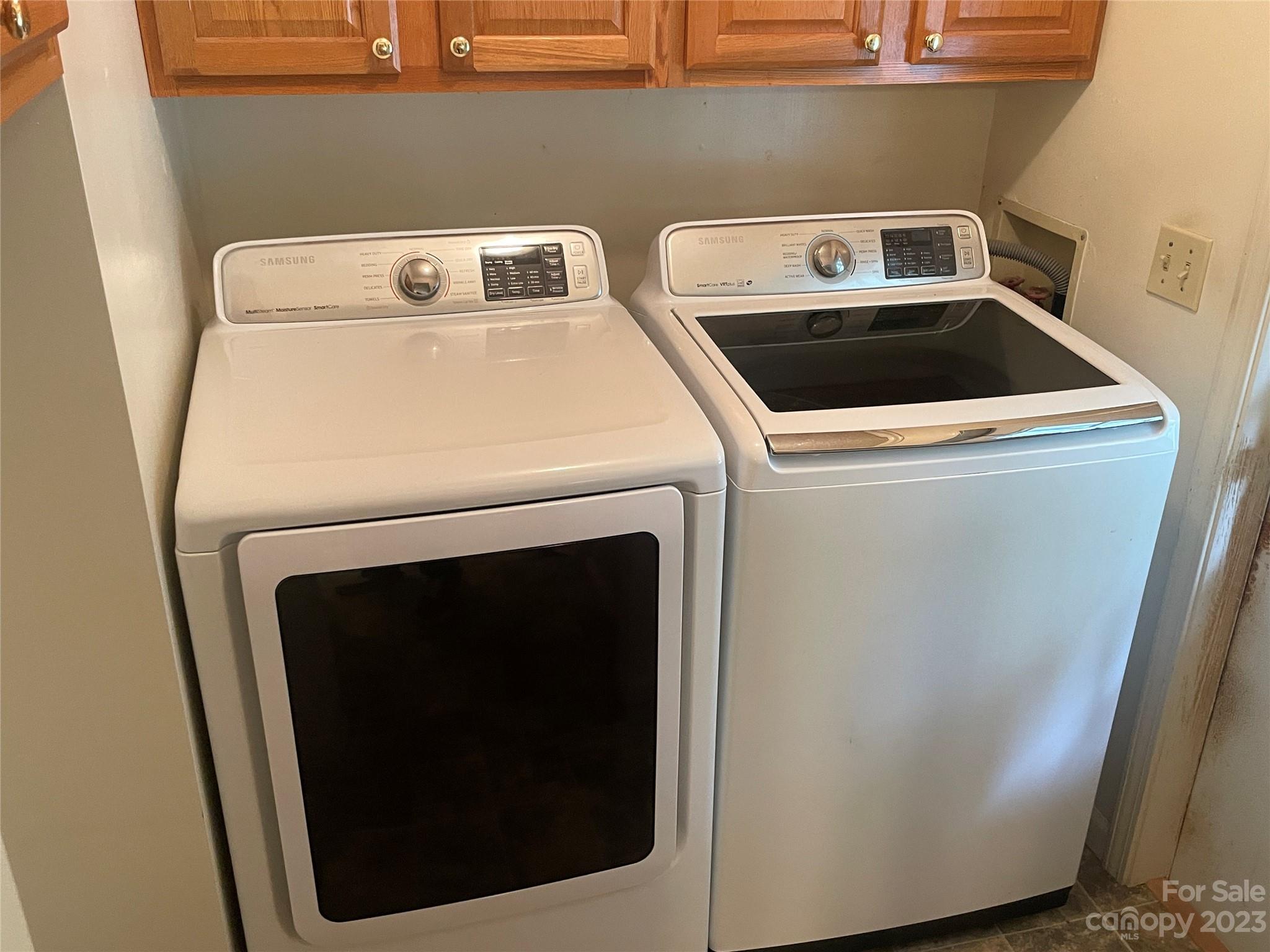 3850 Winter Road Rock Hill, SC 29730 - Photo 17 of 20 a utility room with dryer and washer