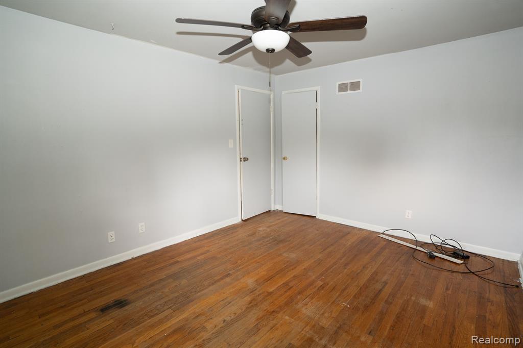 5122 West Bristol Road Flint, MI 48507 - Photo 16 of 31