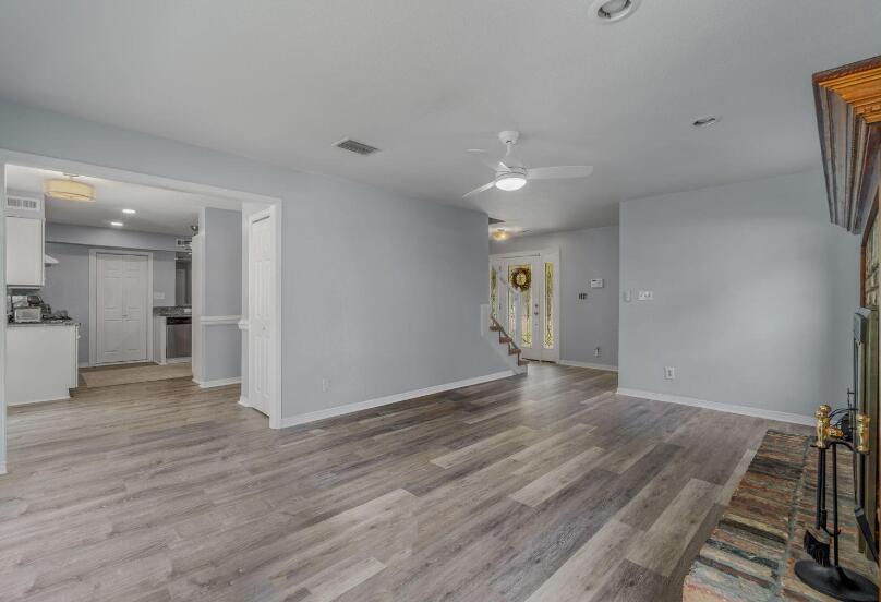 14 Winfield Way Mary Esther, FL 32569 - Photo 11 of 46 a view of empty room with wooden floor