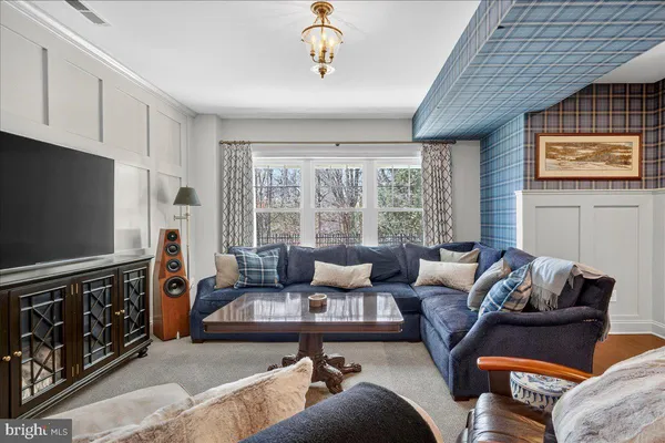 $1,950,000 | 122 Chapel Hill Circle, Paoli, PA 19301