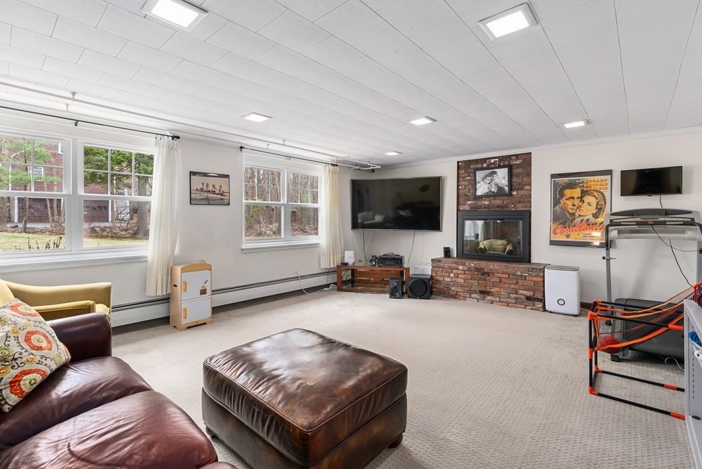 232 Conant Road Weston, MA 02493 - Photo 21 of 25