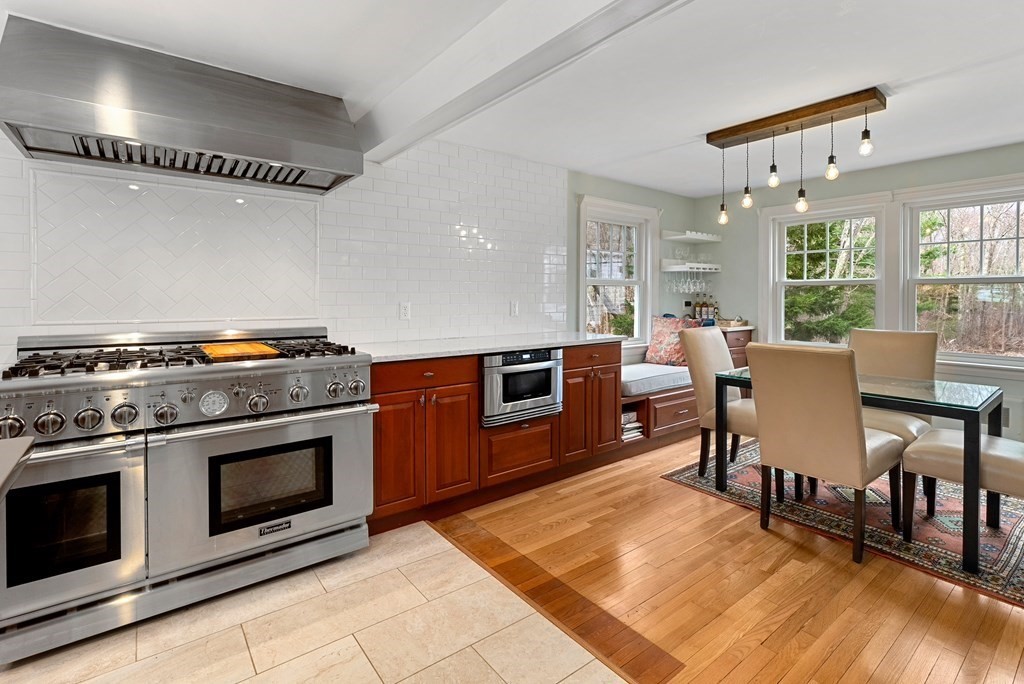 232 Conant Road Weston, MA 02493 - Photo 6 of 25