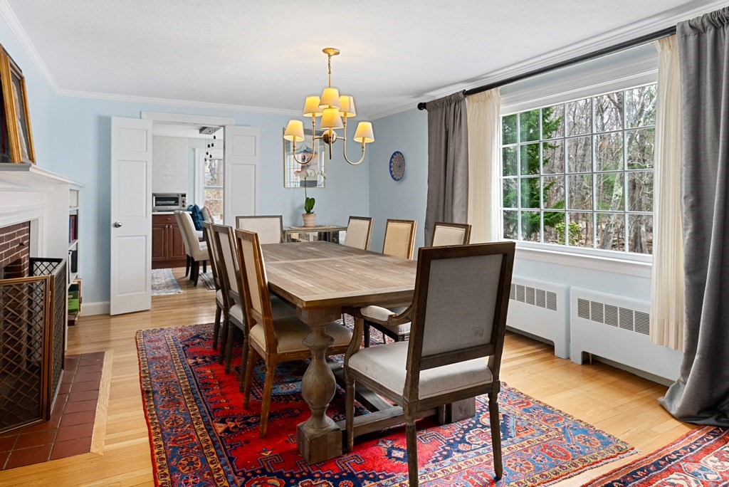 232 Conant Road Weston, MA 02493 - Photo 10 of 25