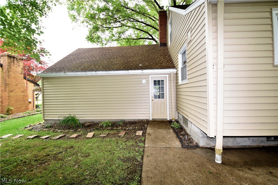 827 Ewing Road Youngstown, OH 44512 - Photo 27 of 31 Gallery Image 27