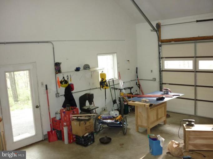 4907 Ridge Crest Court Frederick, MD 21702 - Photo 17 of 18 FINISHED GARAGES W/ SKY LIGHTS AND AIR LINES