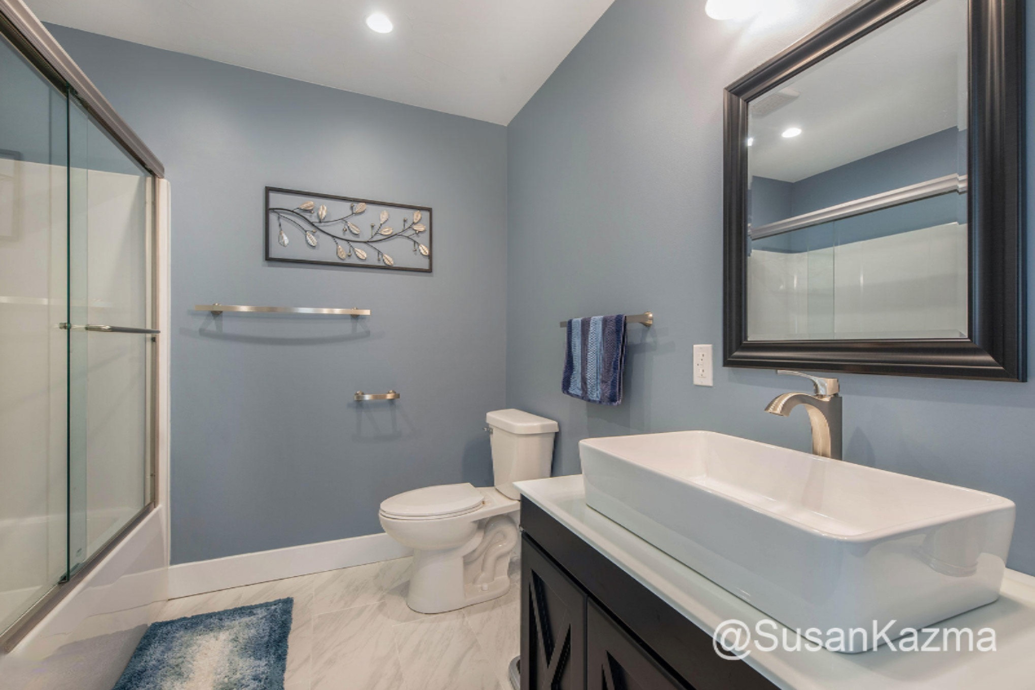 2735 15 Mile Road Northeast Cedar Springs, MI 49319 - Photo 20 of 56 Bathroom1