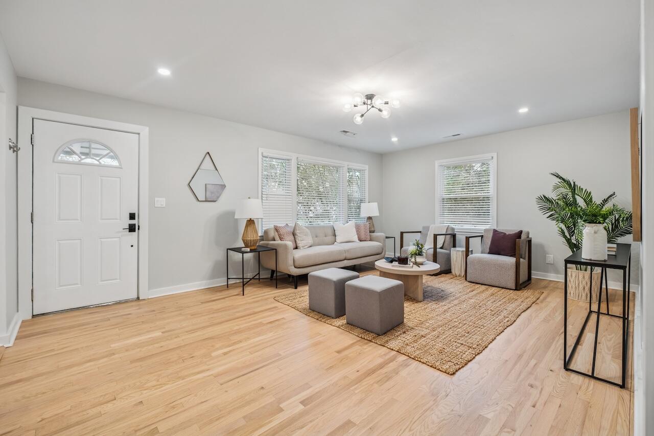 1734 Combahee Street Charleston, SC 29412 - Photo 3 of 25 1734Comb-JTPhoto-004